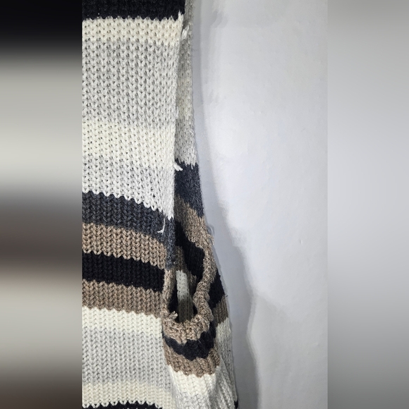 Abercrombie & Fitch Striped Roll Neck Knit Sweather Tank Med Blue White Tan B9 - Picture 2 of 6